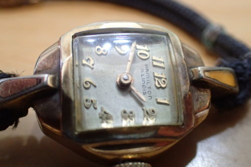ハミルトンのイリノイ手巻き時計