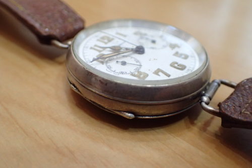 モーリス/MOERISの銀製アンティーククロノ時計のディテールと魅力 
